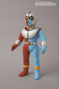 w-kikaider_01