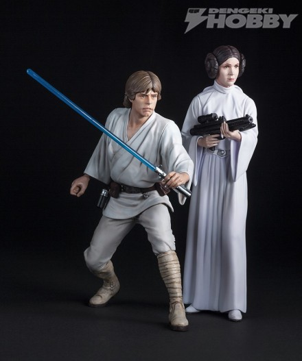 w-SW89_LUKE&LEIA_VB8Z5940