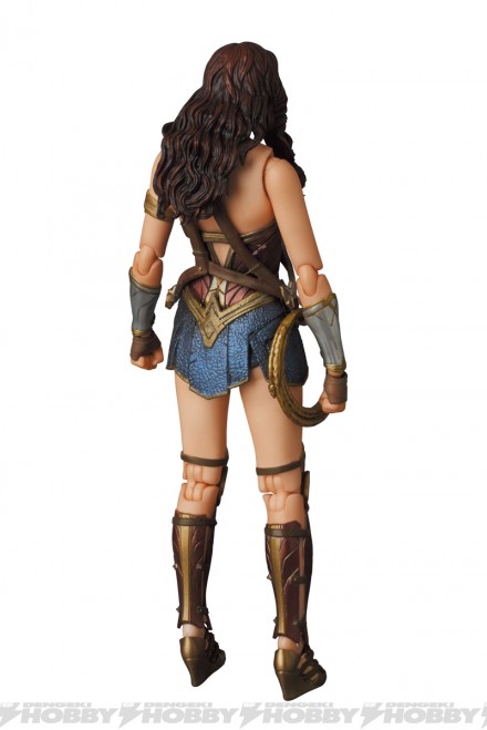 06-mafex_wonder_woman_04