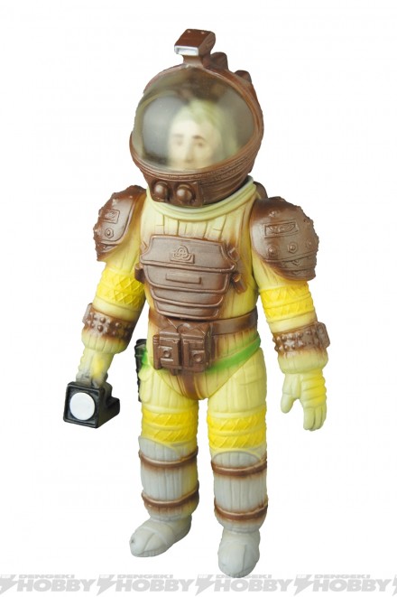 07-sofubi_alien_07