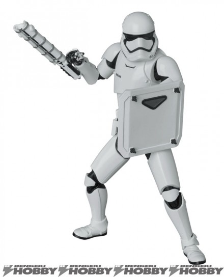 mafex_1st_order_stormtrooper_03