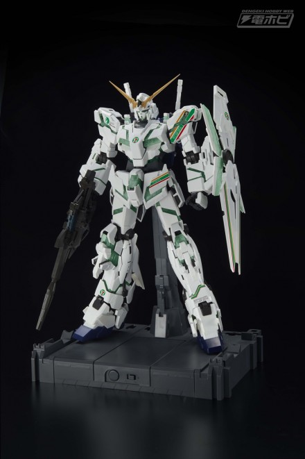 pg711unicorn_glow_front001