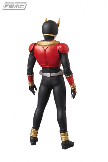 rah_kuuga_mighty_03