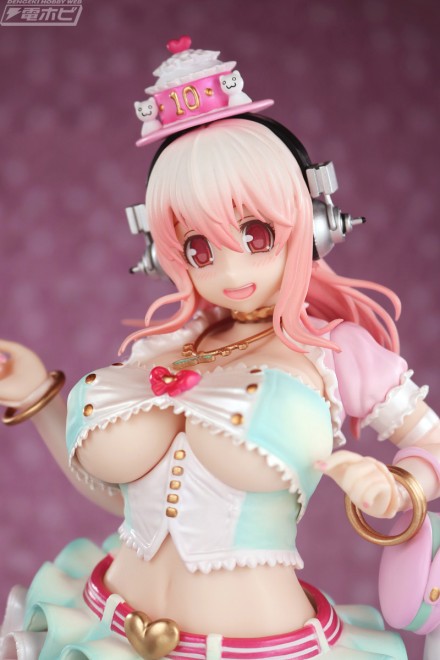 rev_dengekiya_sonico_006