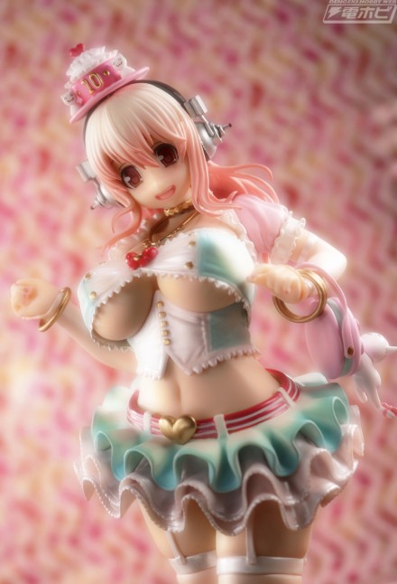 rev_dengekiya_sonico_015