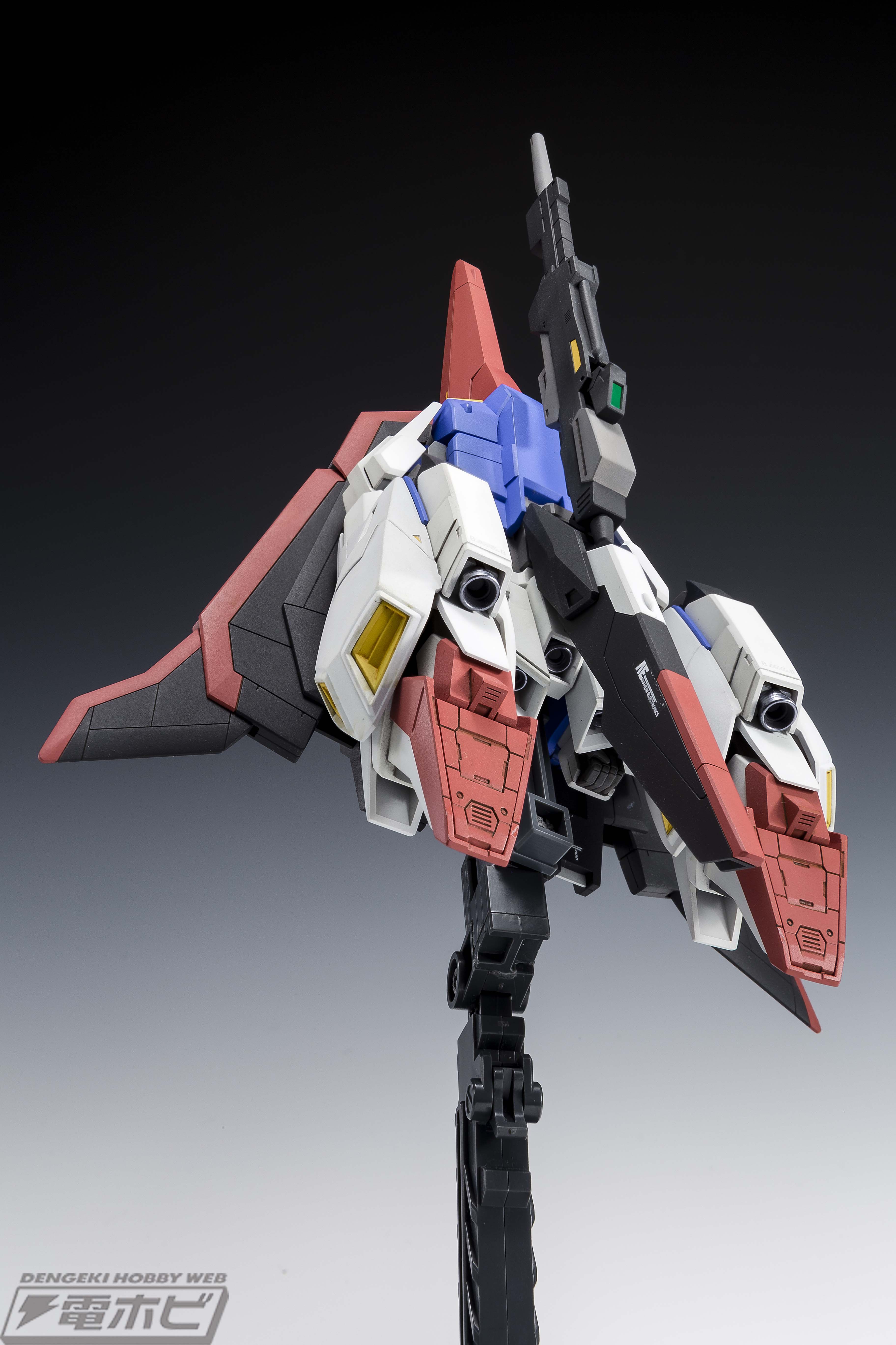 部分塗装品 ゼータガンダム スタンド 006