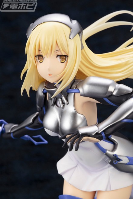 kotobukiya_ais_wallenstein_05