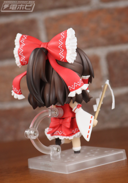 rev_nendoroid_reimu_004