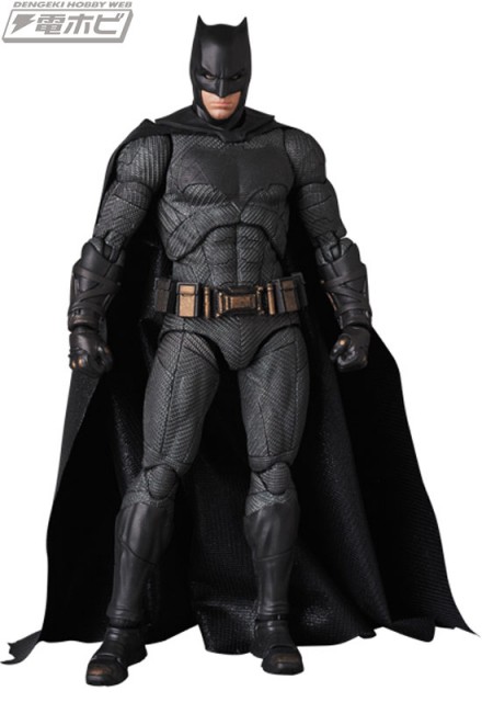 MAFEX-BATMAN_1