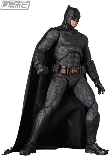 MAFEX-BATMAN_7