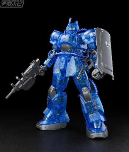 まずは「HG 1/144 ブグ(ランバ・ラル機) 劇場限定 リミテッドクリアVer.」。税込み価格は2,000円(税8％込)。