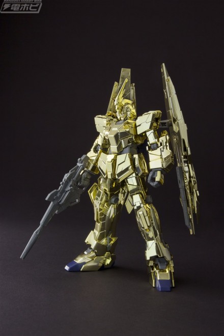 ▲イベント限定「HGUC 1/144 ユニコーンガンダム3号機 フェネクス(ユニコーンモード) ゴールドコーティングVer.」