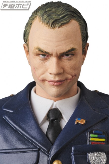 MAFEX-THE-JOKER（Cop-Ver6