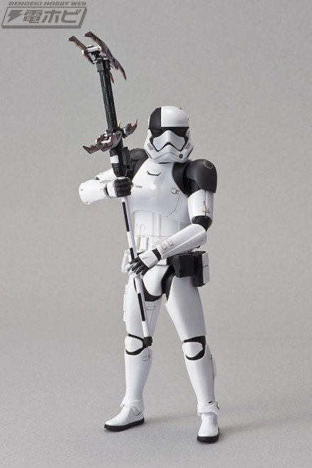 ep8_stormtrooper_front[1]