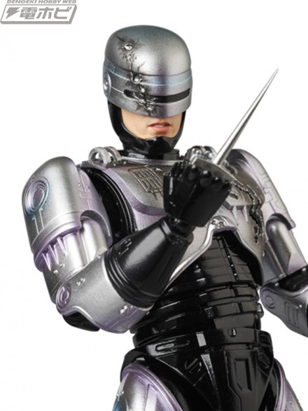 MAFEX-ROBOCOP_11