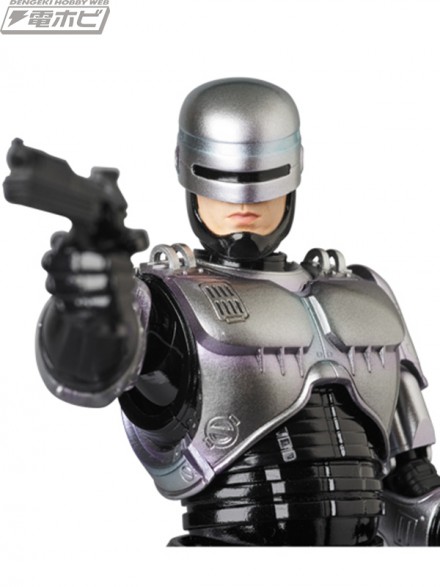 MAFEX-ROBOCOP_2