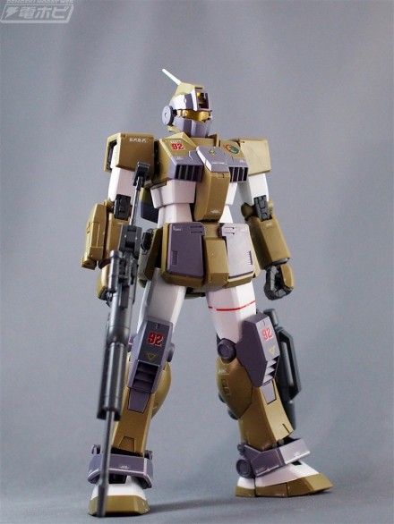 ▲すべてのパーツを組み合わせ、MG 1/100 ジム・スナイパーカスタムが完成しました！