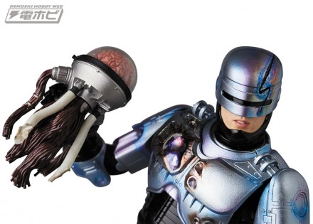 mafex_robocop2_z02