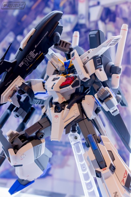 2018akiba5figure26gundam1 (17)