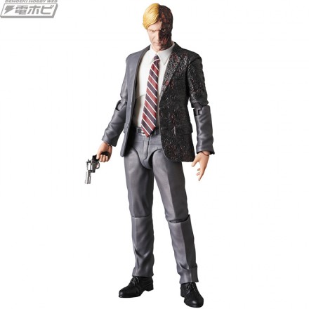 mafex_harveydent_a02