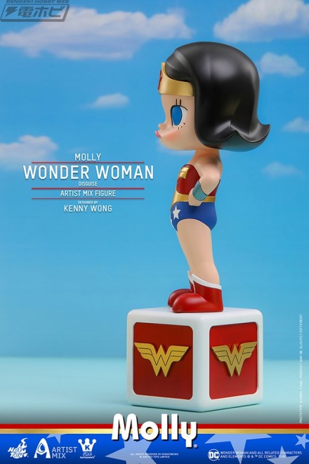 02_HotToys_Molly_Wonderwoman