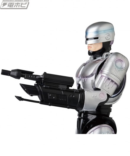 mafex_robocop3_z02