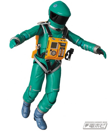 mt_04_mafex_mafex_spacesuit_green_blue_11