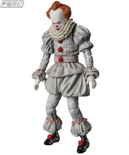 mafex_pennywise_z05