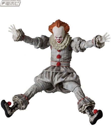 mafex_pennywise_z09