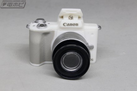 Canon_EOSkissM