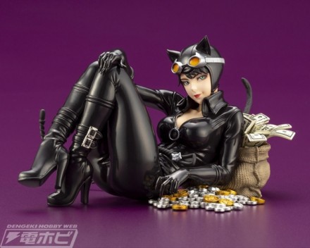 DC037_catwomanR1_R