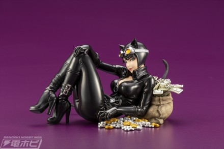 DC037_catwomanR6_R