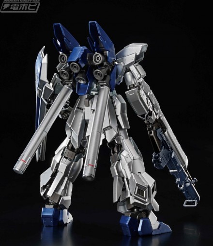 ガンダムベース限定 HG シナンジュスタイン[TF] 背面