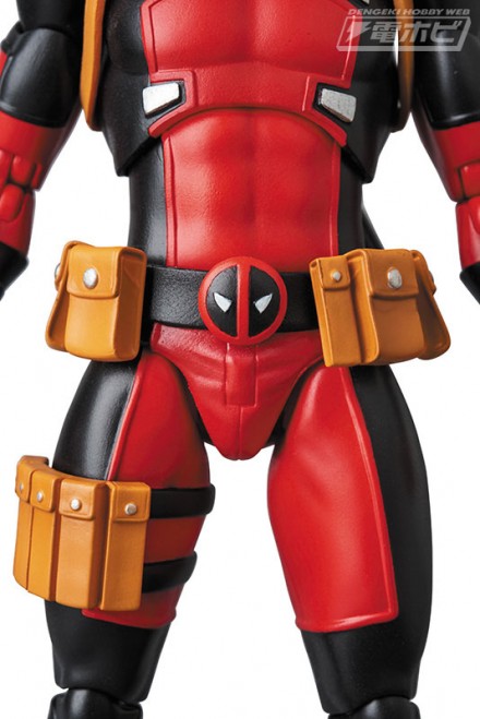 mt1904_01_mafex_deadpool_08