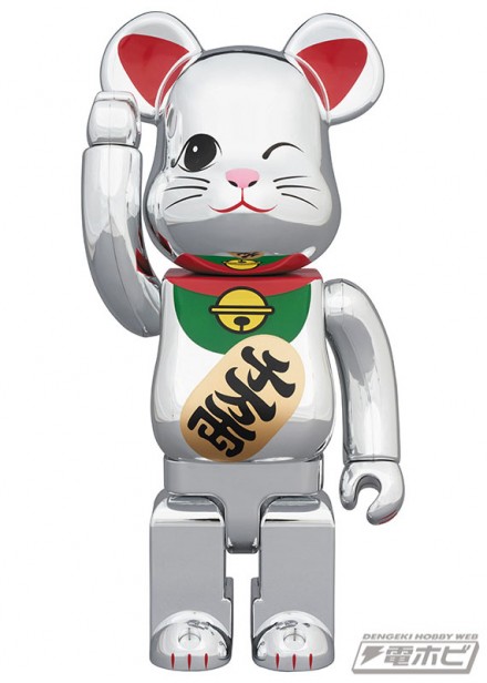 mt1904_10_bb_soramachi_07_manekineko_silvermekki4_400_01