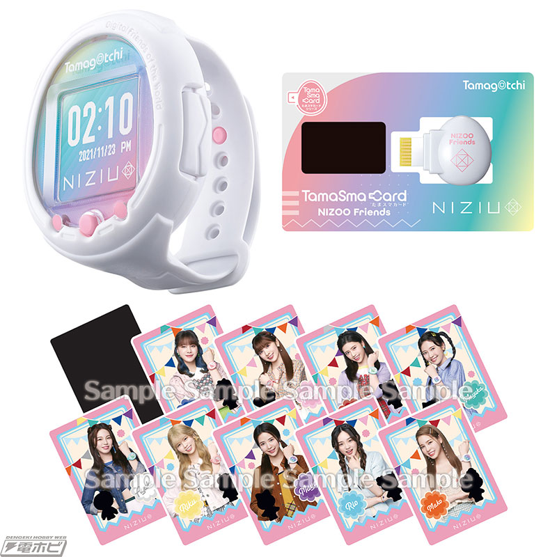 たまごっちスマート」とNiziUのコラボ商品「Tamagotchi Smart NiziU スペシャルセット」が発売！「たまスマカード NIZOO  フレンズ」などがセットに | 電撃ホビーウェブ