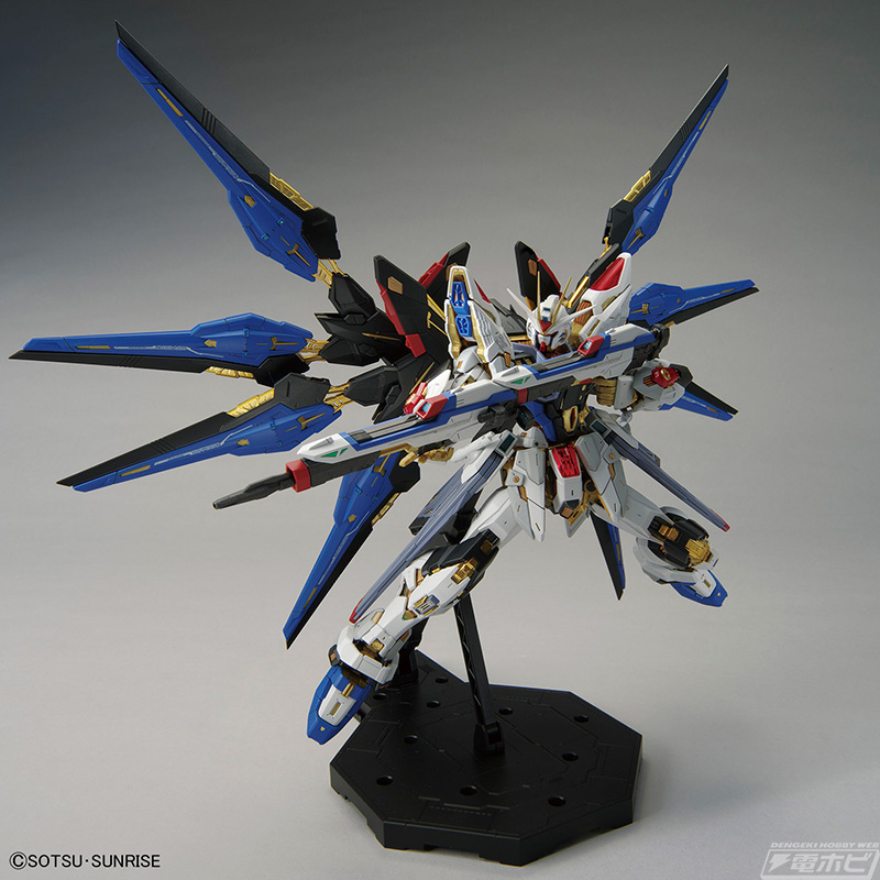 ガンプラ史上最高峰の金属表現に挑んだ「MGEX ストライクフリーダムガンダム」がいよいよ発売！内部フレームの金属感やフレーム連動可動ギミックなどに注目！  | 電撃ホビーウェブ