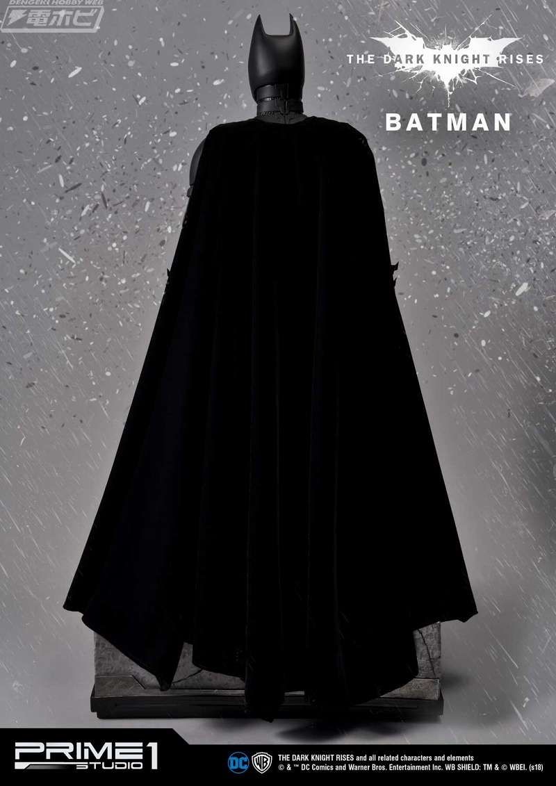 ダークナイト ライジング』バットマンが超リアル造形で立体化！細部 