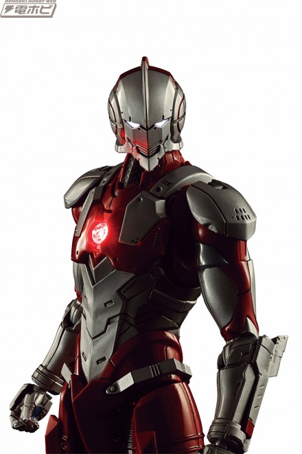 Ultraman_08_red[1]