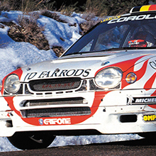 2000年モンテカルロ・ラリーに出場した「トヨタ カローラ WRC」の1/24 