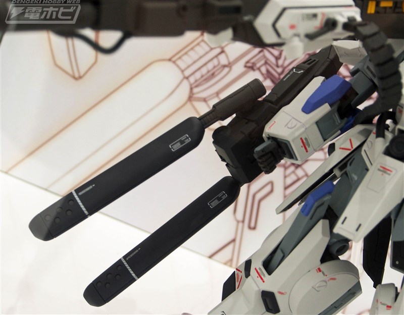 ガンプラ「MG FAZZ Ver.Ka」の最新テストショットがガンダムベース東京 