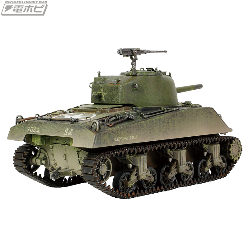 アメリカ軍M4シャーマン戦車の1/32スケール塗装済み完成品2種が